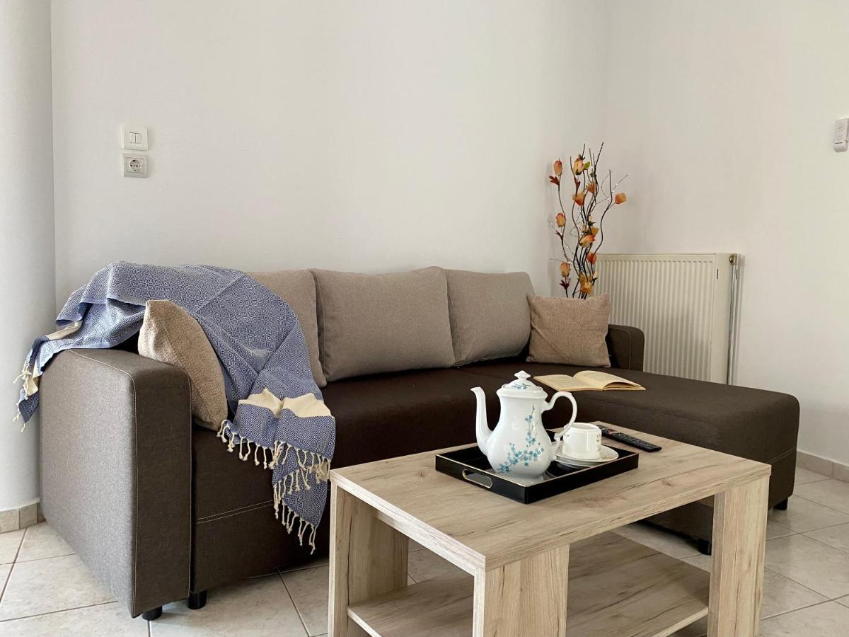 Family Friendly Apartment, In Nature, With Yard "5" Ziparion Екстер'єр фото